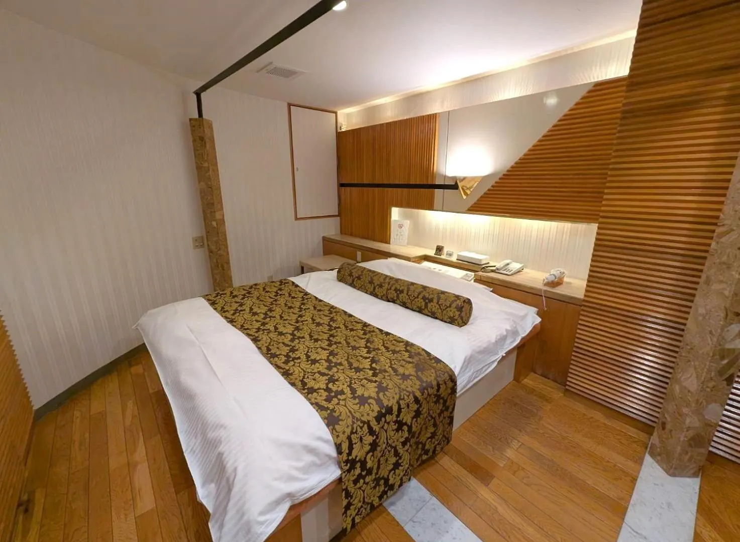 Hotel First (Adults Only) Ikeda  Love hotel
