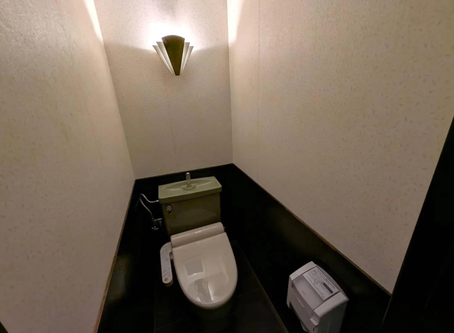 Hotel First (Adults Only) Ikeda  Love hotel